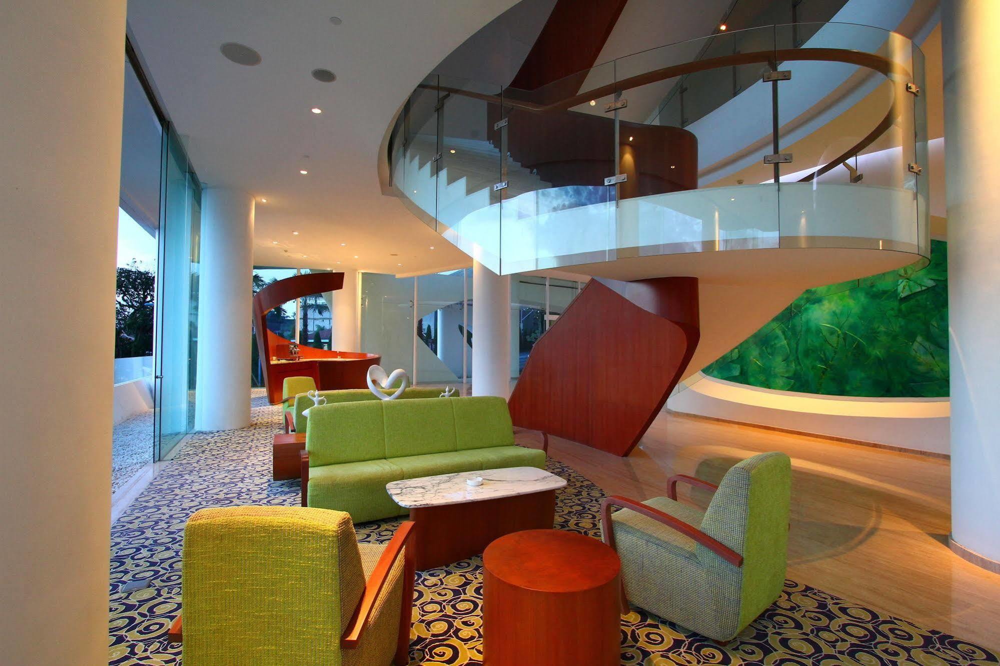 Sensa Hotel 4*
